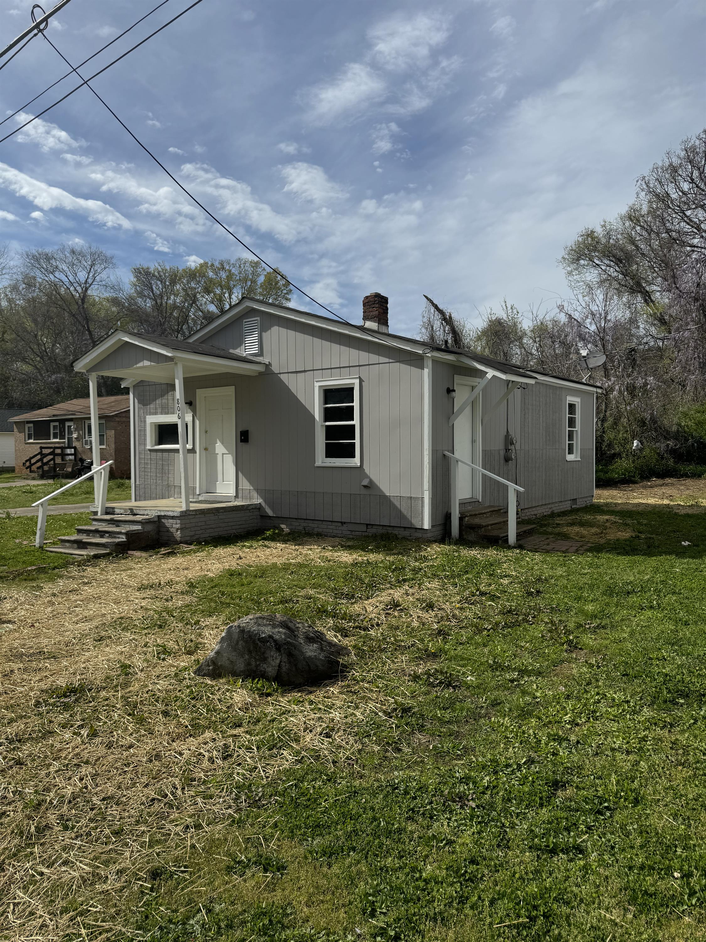 Property main image