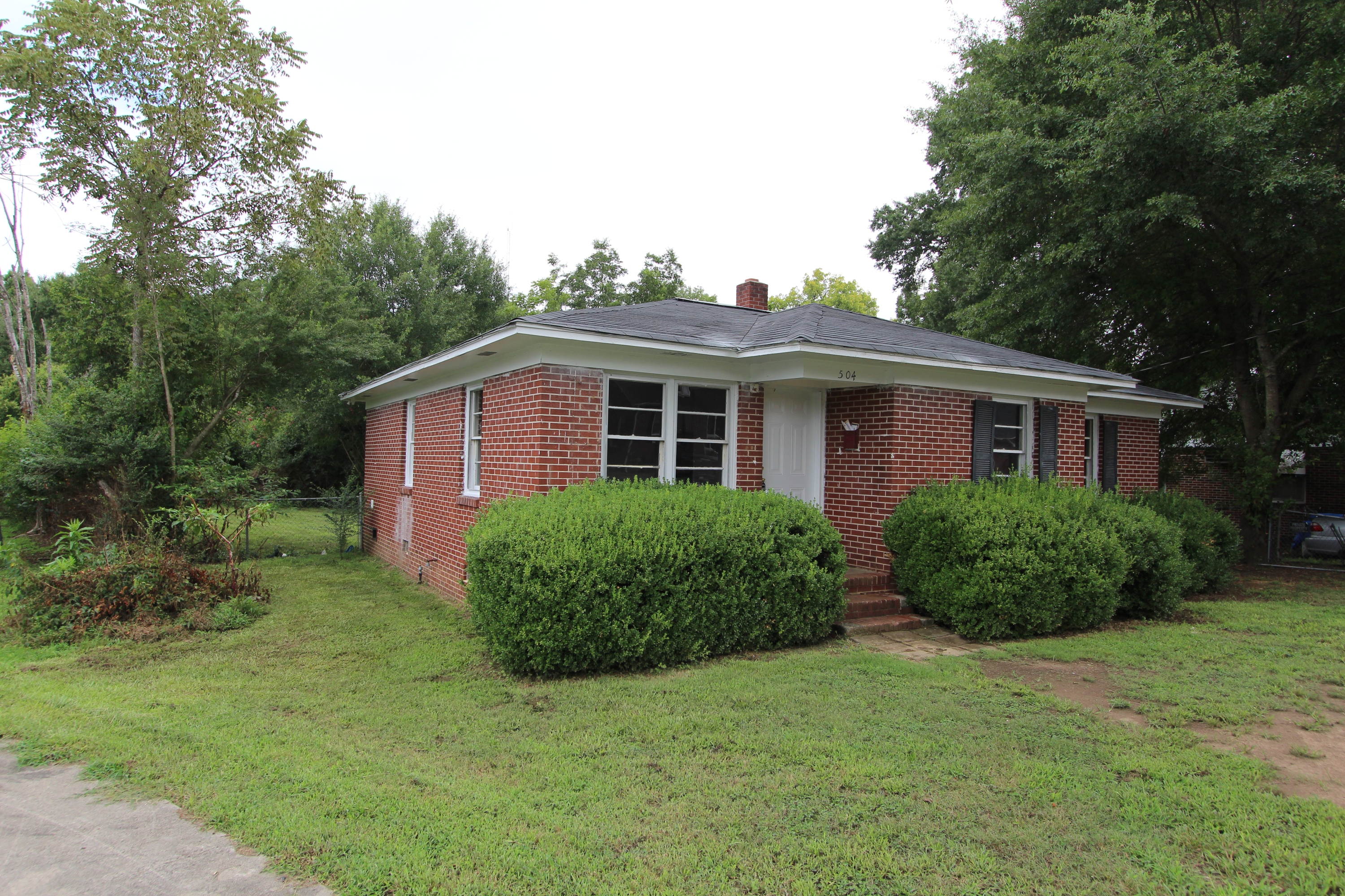 Property main image